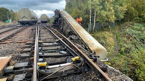 freight-train-derailment-property-damage-lawyer-Freight-Train